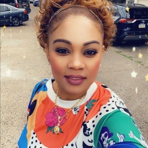 Meet your Posher, Kenida